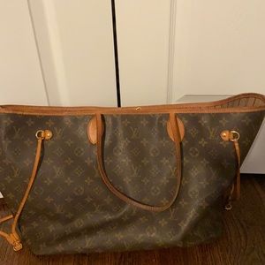 Neverfull GM - in preloved condition